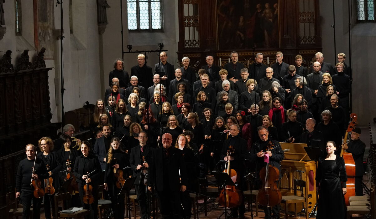 Chor in Aufstellung in einer Kirche in Memmingen